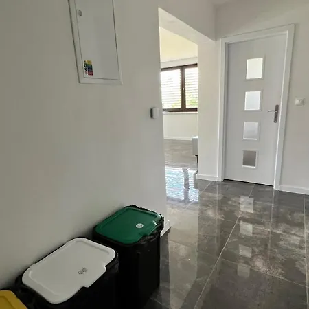 Apartmanovy Dom S Virivkou A Saunou Semesterbostad