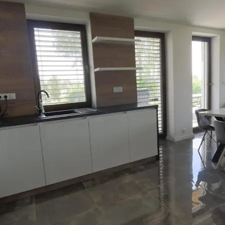 Apartmanovy Dom S Virivkou A Saunou 別荘 Žiar