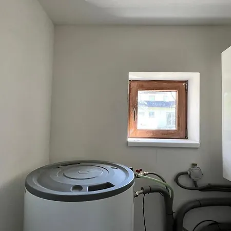 別荘 Apartmanovy Dom S Virivkou A Saunou Žiar