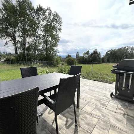 別荘 Apartmanovy Dom S Virivkou A Saunou Žiar