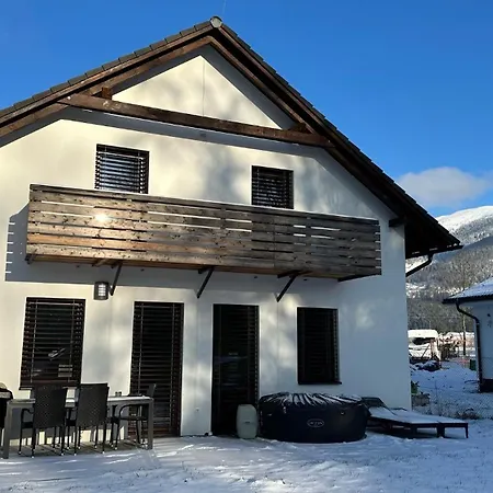 Holiday home Apartmanovy Dom S Virivkou A Saunou