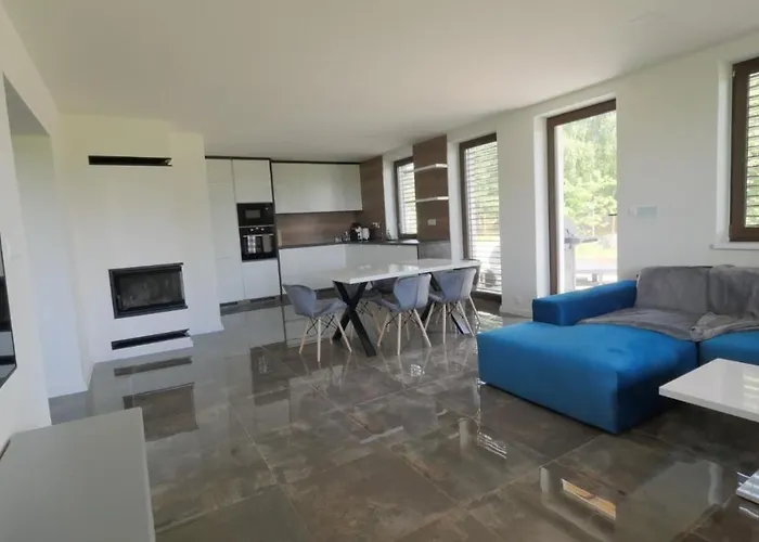 Apartmanovy Dom S Virivkou A Saunou