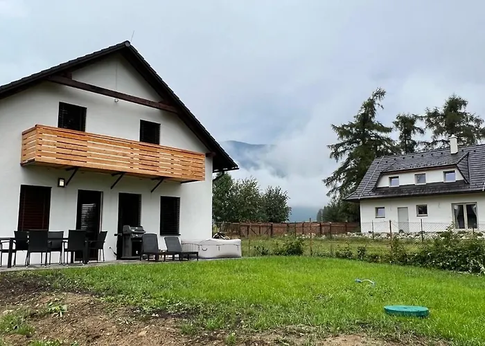 Apartmanovy Dom S Virivkou A Saunou Hébergement de vacances *