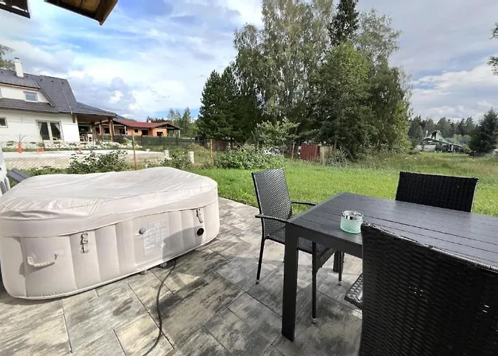 Apartmanovy Dom S Virivkou A Saunou Hébergement de vacances